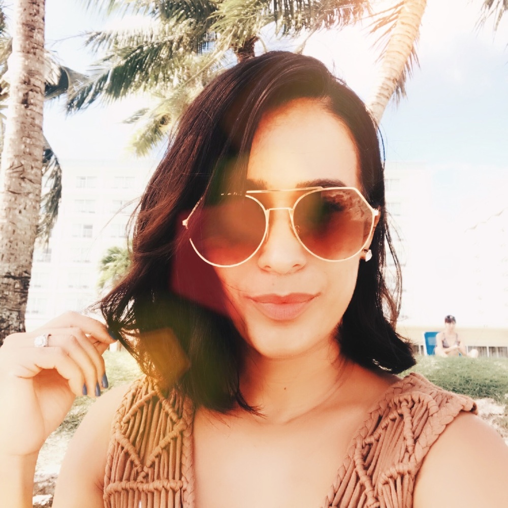 Meet your Posher, Damaris